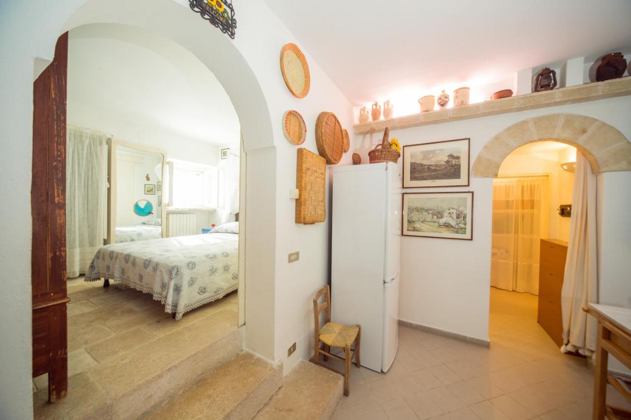 Trulli Girasoli E Viole Cocolicchio Room photo