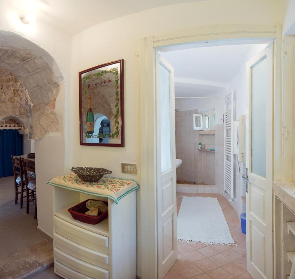 Trulli Girasoli E Viole Cocolicchio Room photo