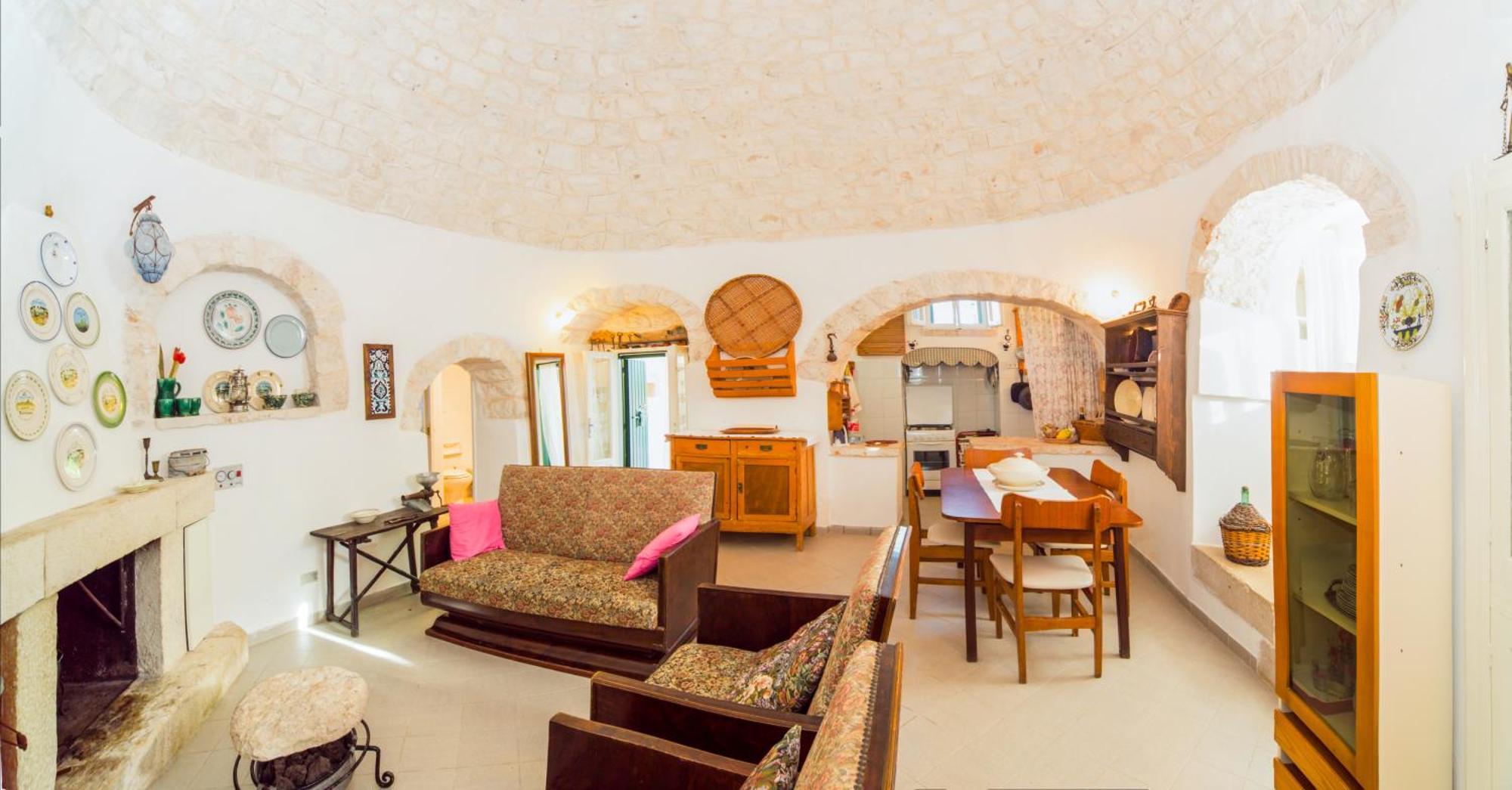 Trulli Girasoli E Viole Cocolicchio Room photo